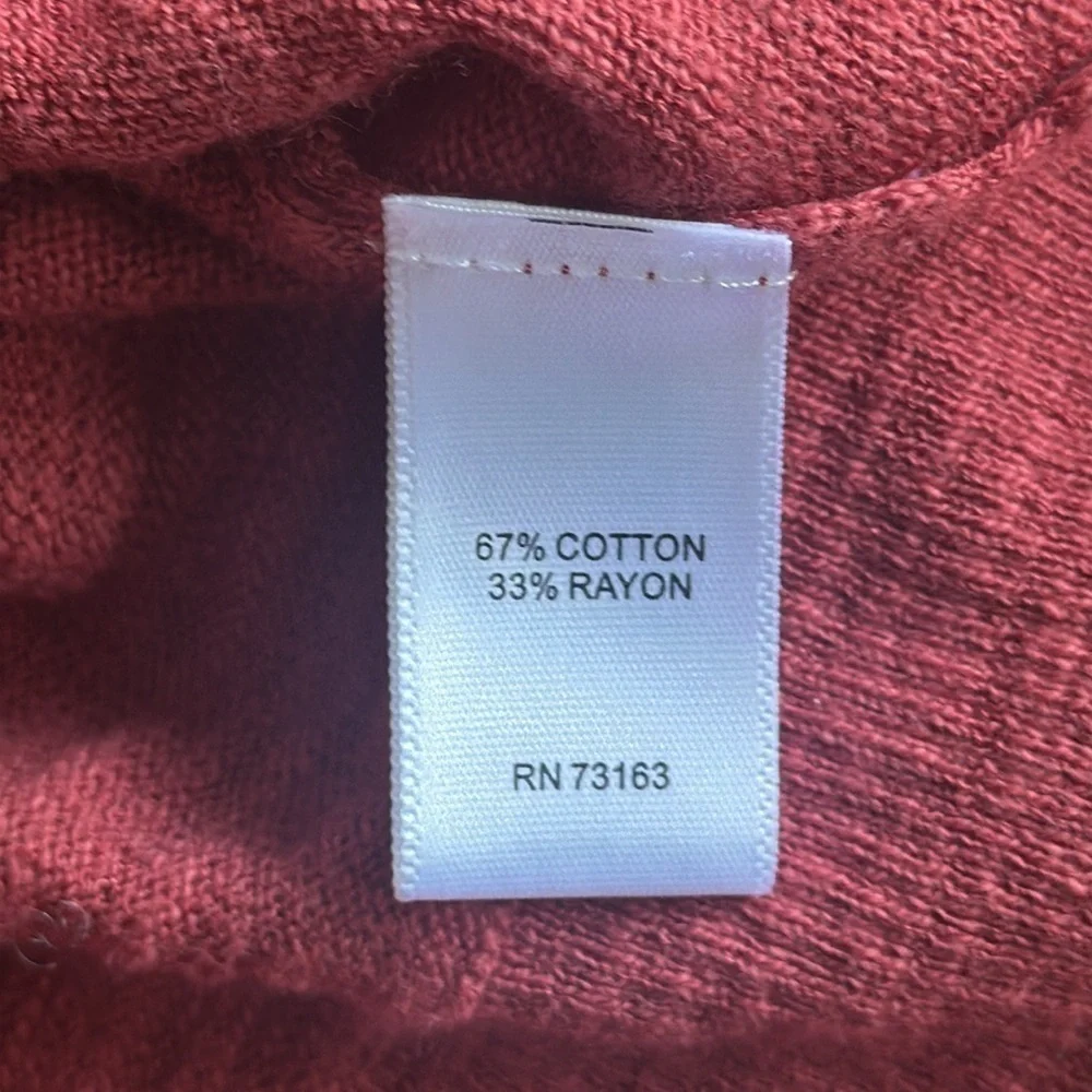 cable & gauge sweater burgundy rayon sweater size Large button up_10